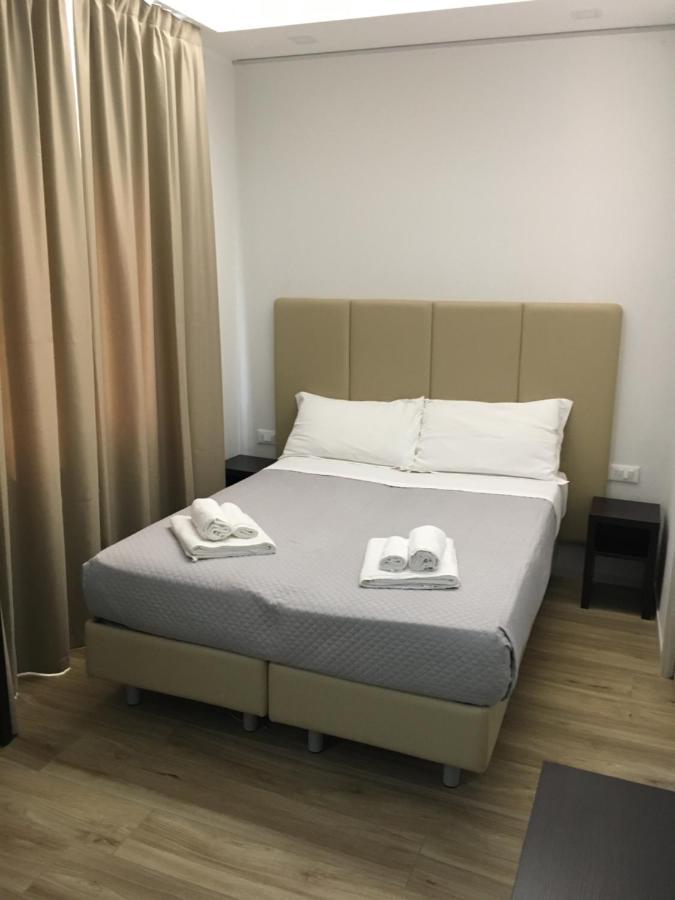 Hotel Saxon Rimini Bagian luar foto