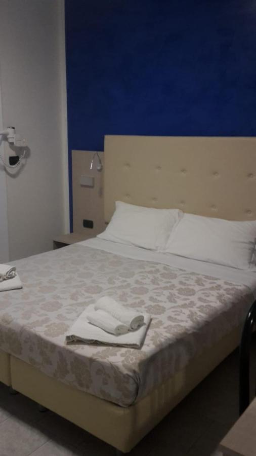 Hotel Saxon Rimini Bagian luar foto