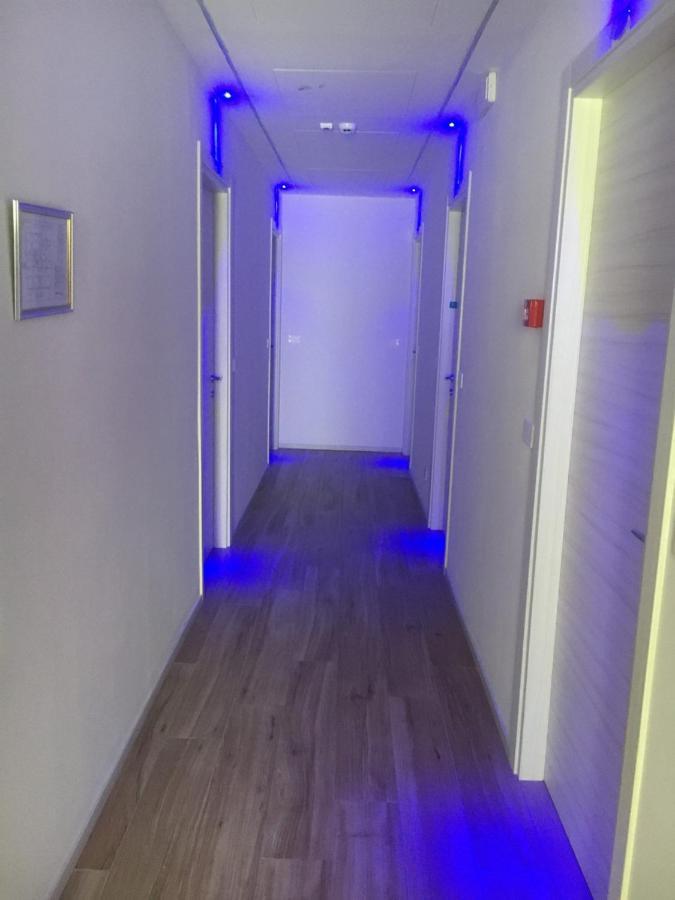Hotel Saxon Rimini Bagian luar foto
