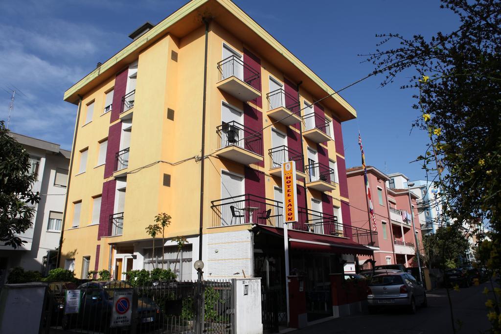 Hotel Saxon Rimini Bagian luar foto