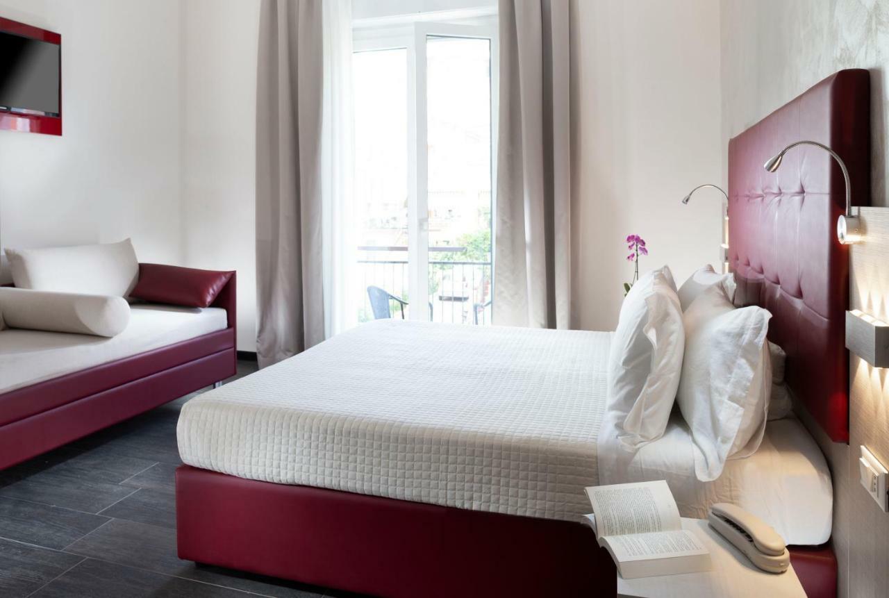 Hotel Saxon Rimini Bagian luar foto